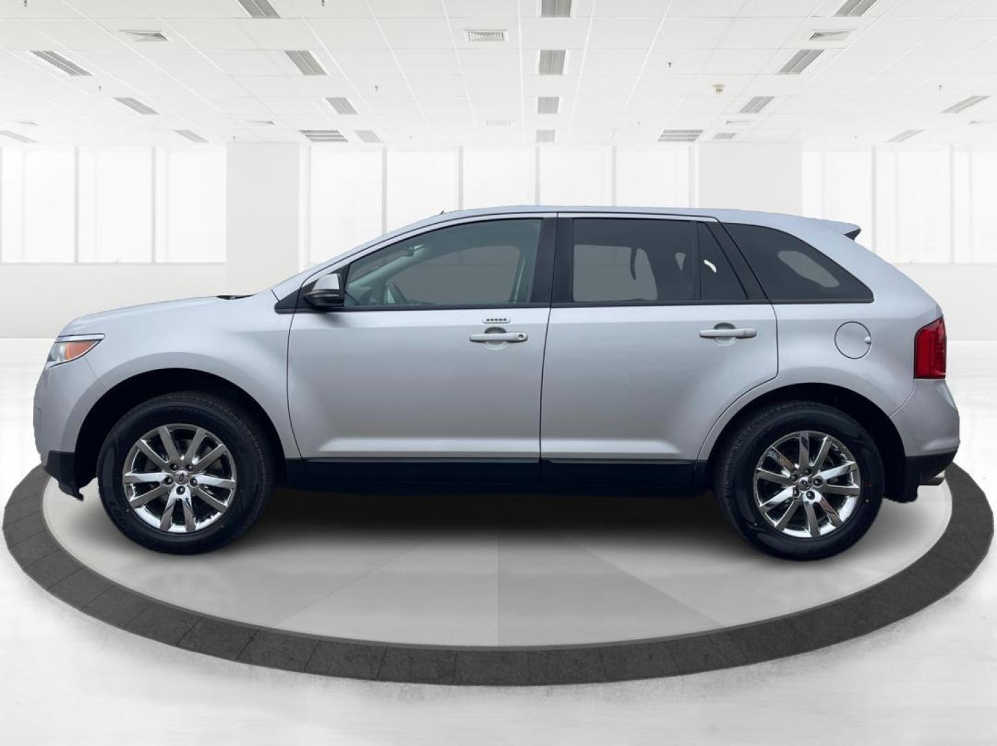 2013 Ford Edge SEL (2FMDK4JC1DB) with an 3.5L V-6 DOHC engine, located at 4508 South Dixie Dr, Moraine, OH, 45439, (937) 908-9800, 39.689976, -84.218452 - Photo#5
