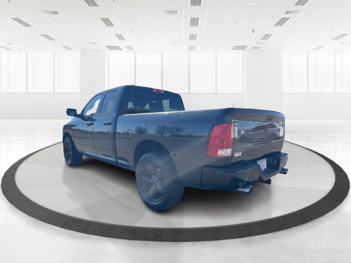 2016 Ram 1500 Express (1C6RR7FTXGS) with an HEMI 5.7L V-8 variable valve control engine, located at 1951 S Dayton Lakeview Rd., New Carlisle, OH, 45344, (937) 908-9800, 39.890999, -84.050255 - Photo#4