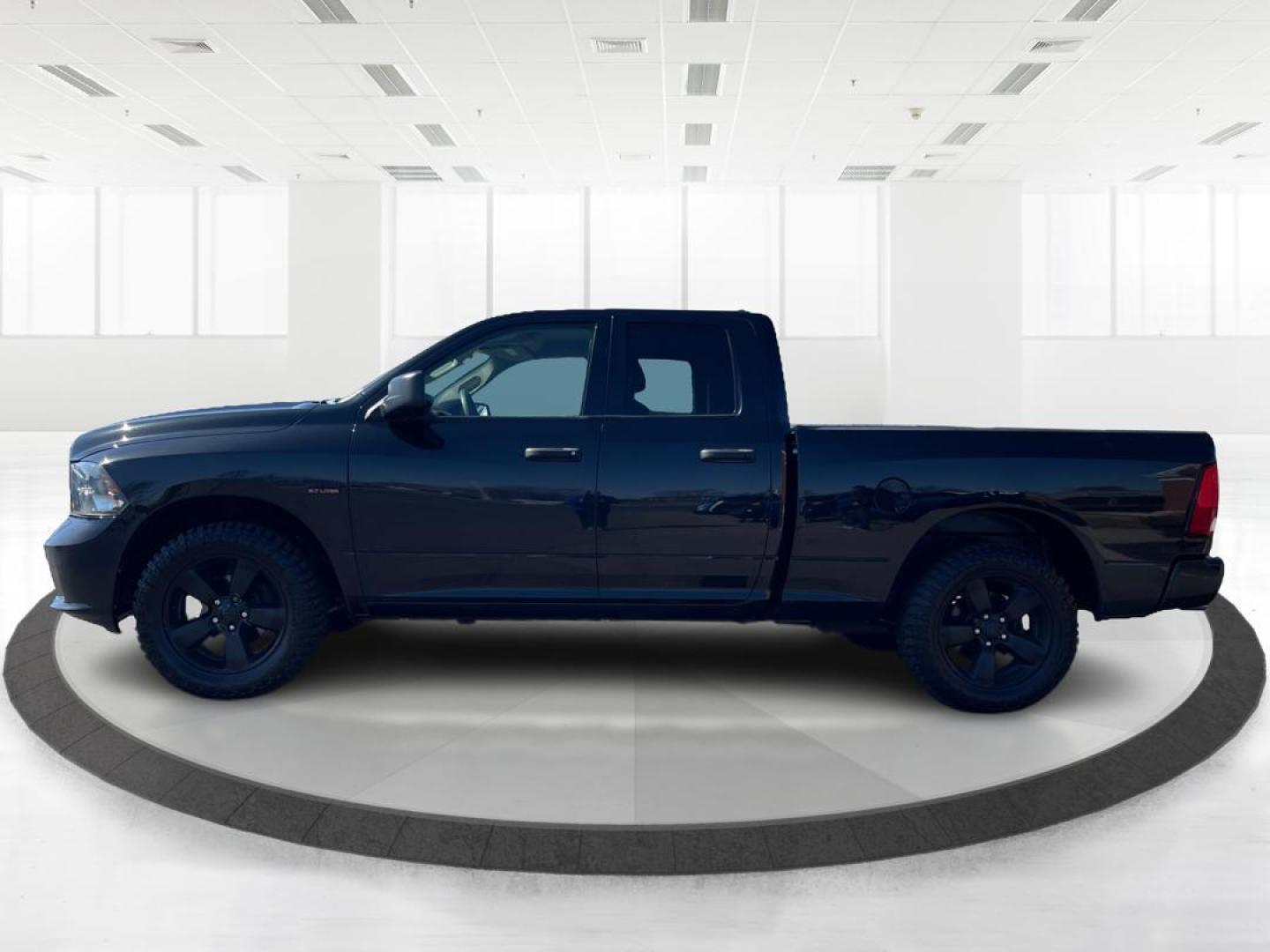 2016 Ram 1500 Express (1C6RR7FTXGS) with an HEMI 5.7L V-8 variable valve control engine, located at 1951 S Dayton Lakeview Rd., New Carlisle, OH, 45344, (937) 908-9800, 39.890999, -84.050255 - Photo#5