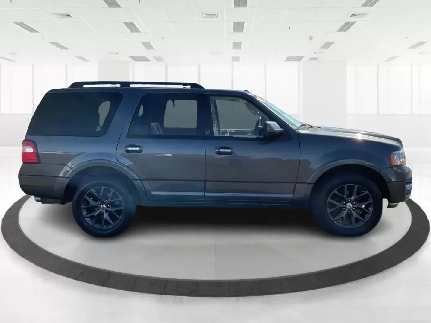 2017 Ford Expedition Limited (1FMJU2AT4HE) with an EcoBoost 3.5L V-6 gasoline direct injection engine, located at 1184 Kauffman Ave, Fairborn, OH, 45324, (937) 908-9800, 39.807072, -84.030914 - Third Row - Photo#1