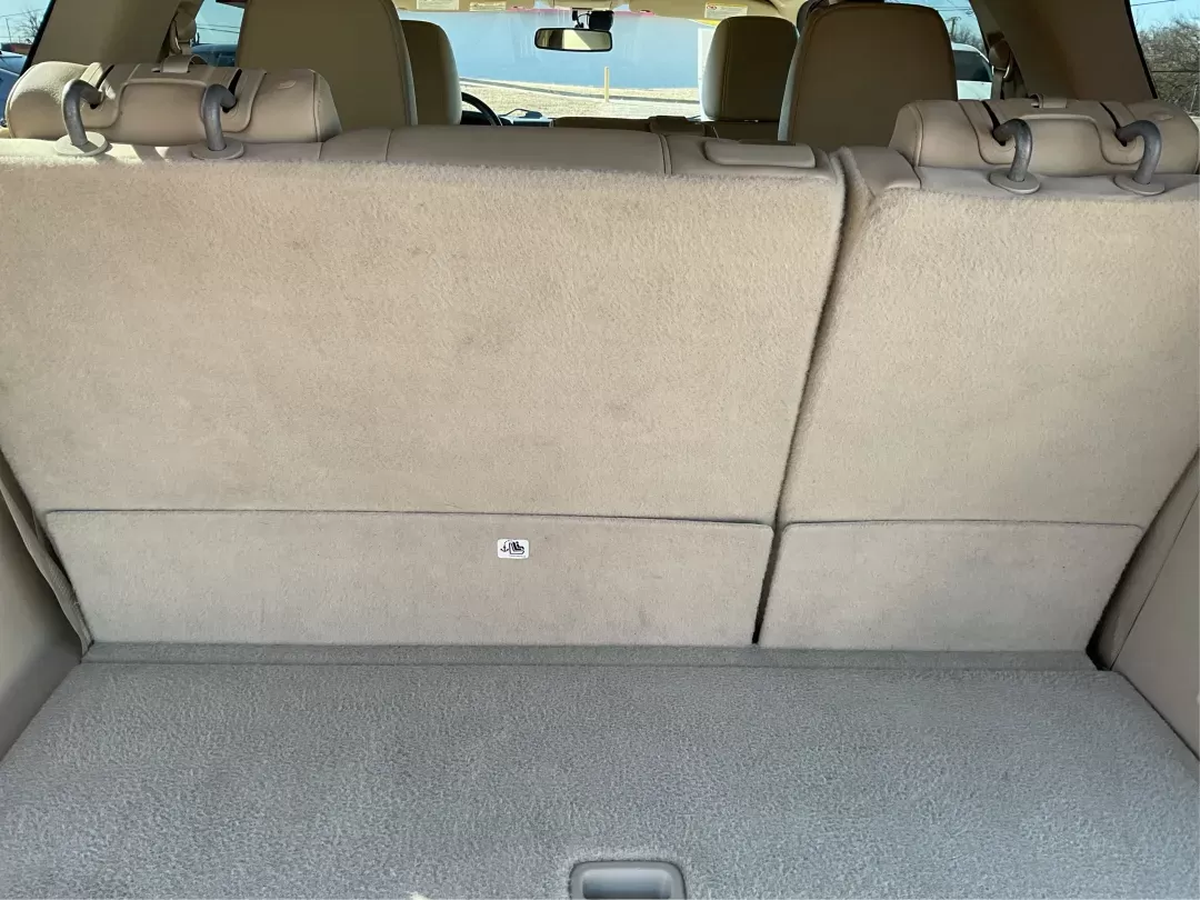 2017 Ford Expedition Limited (1FMJU2AT4HE) with an EcoBoost 3.5L V-6 gasoline direct injection engine, located at 1184 Kauffman Ave, Fairborn, OH, 45324, (937) 908-9800, 39.807072, -84.030914 - Photo#12