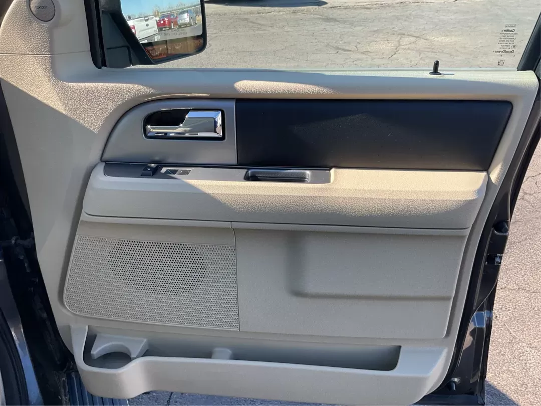 2017 Ford Expedition Limited (1FMJU2AT4HE) with an EcoBoost 3.5L V-6 gasoline direct injection engine, located at 1184 Kauffman Ave, Fairborn, OH, 45324, (937) 908-9800, 39.807072, -84.030914 - Photo#20