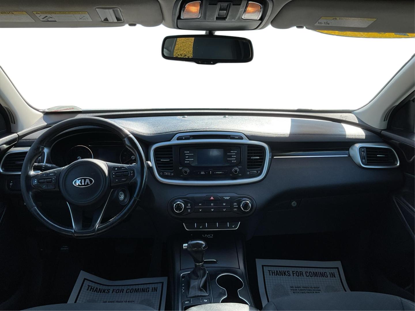 2016 Kia Sorento 2.4L LX (5XYPG4A34GG) with an 2.4L I-4 gasoline direct injection engine, located at 1230 East Main St, Xenia, OH, 45385, (937) 908-9800, 39.688026, -83.910172 - Photo#20