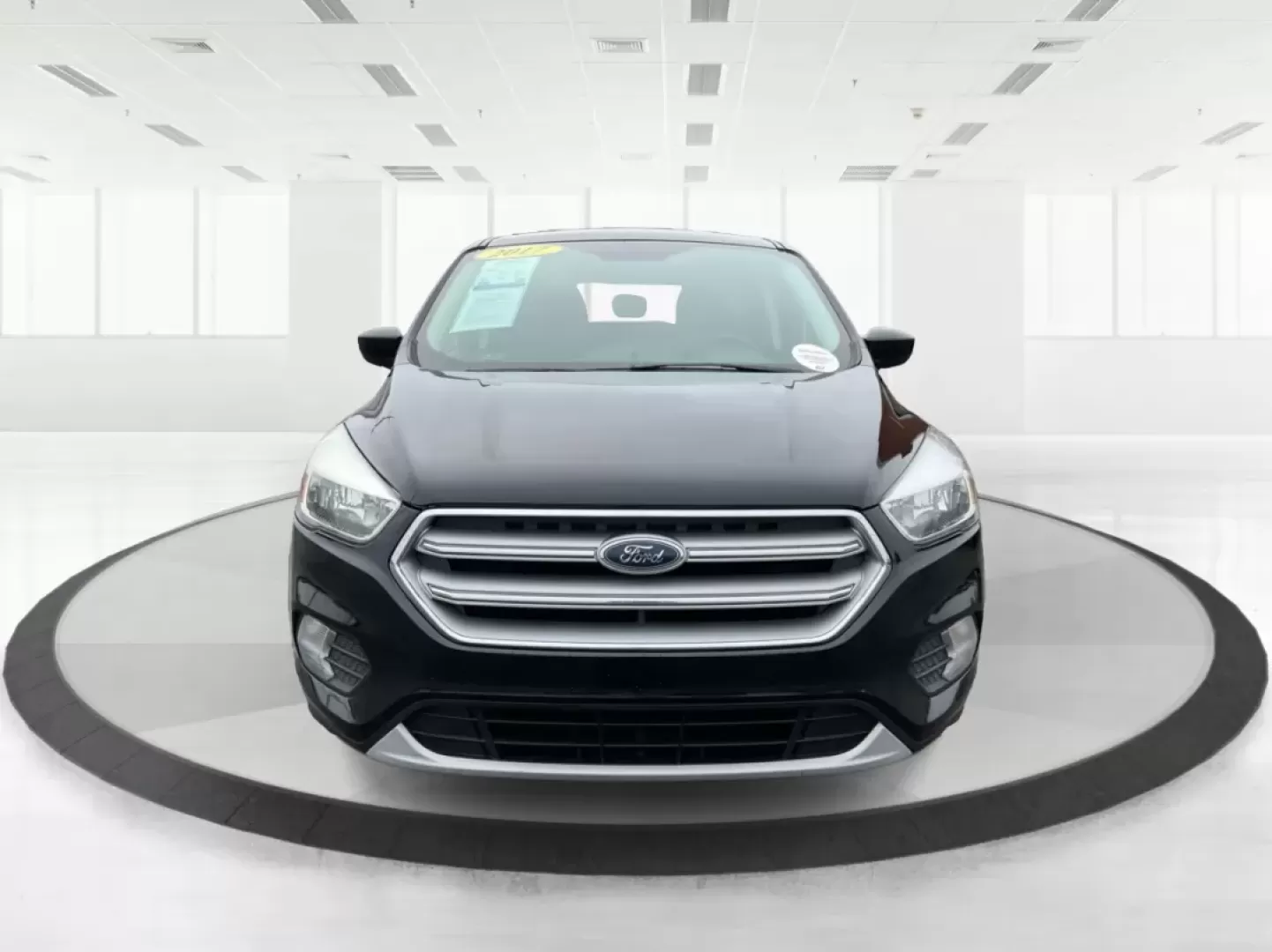 2017 Ford Escape SE (1FMCU9GD0HU) with an Other engine, located at 880 E. National Road, Vandalia, OH, 45377, (937) 908-9800, 39.891918, -84.183594 - **Explore New Adventures with the 2017 Ford Escape SE - Your Perfect Companion for Every Journey!**<br /> <br /> Imagine embarking on spontaneous weekend getaways or daily commutes with absolute confidence and comfort. The 2017 Ford Escape SE, now available at Advantage Car and Credit in Fairborn, O - Photo#7