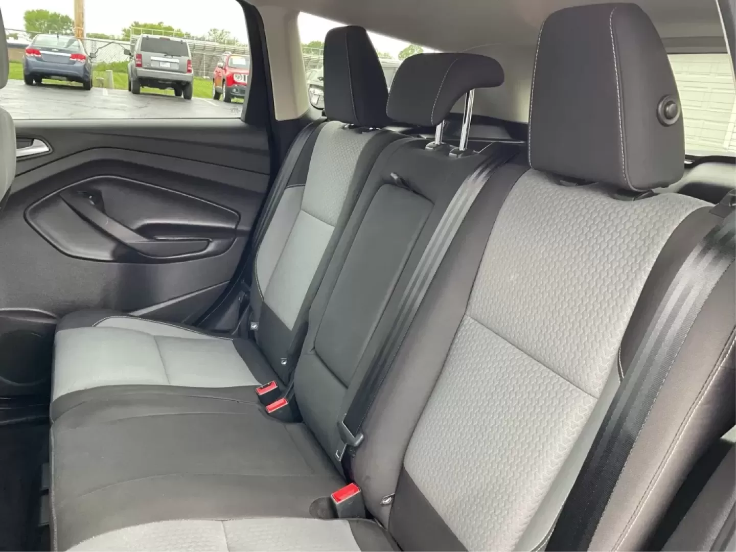 2017 Ford Escape SE (1FMCU9GD0HU) with an Other engine, located at 880 E. National Road, Vandalia, OH, 45377, (937) 908-9800, 39.891918, -84.183594 - **Explore New Adventures with the 2017 Ford Escape SE - Your Perfect Companion for Every Journey!**<br /> <br /> Imagine embarking on spontaneous weekend getaways or daily commutes with absolute confidence and comfort. The 2017 Ford Escape SE, now available at Advantage Car and Credit in Fairborn, O - Photo#10