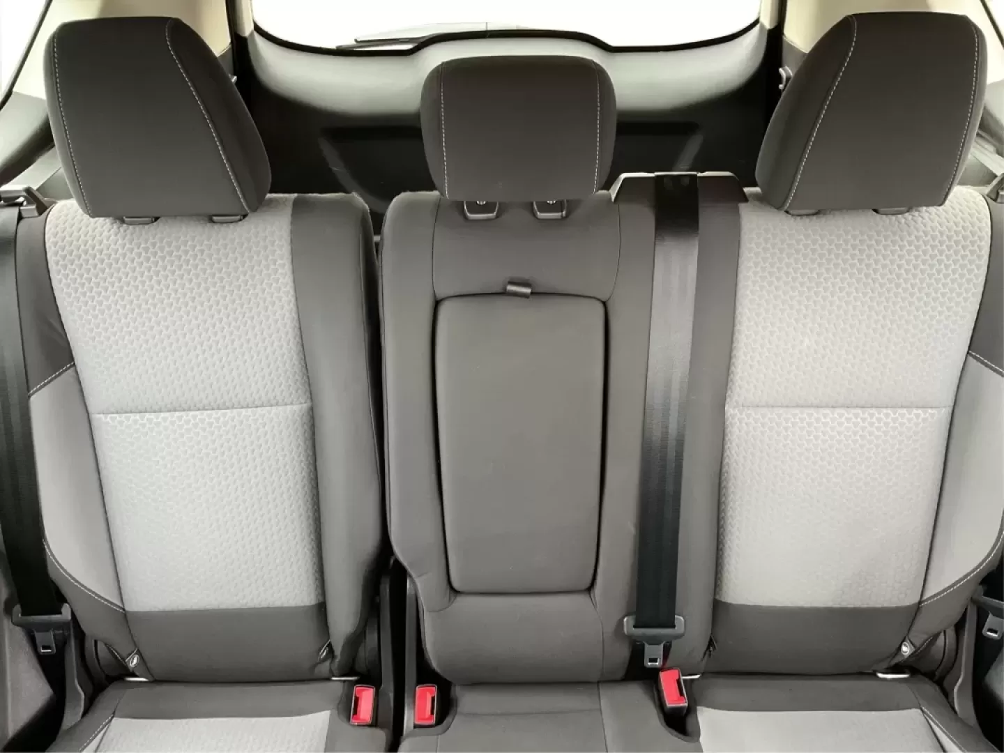 2017 Ford Escape SE (1FMCU9GD0HU) with an Other engine, located at 880 E. National Road, Vandalia, OH, 45377, (937) 908-9800, 39.891918, -84.183594 - **Explore New Adventures with the 2017 Ford Escape SE - Your Perfect Companion for Every Journey!**<br /> <br /> Imagine embarking on spontaneous weekend getaways or daily commutes with absolute confidence and comfort. The 2017 Ford Escape SE, now available at Advantage Car and Credit in Fairborn, O - Photo#14