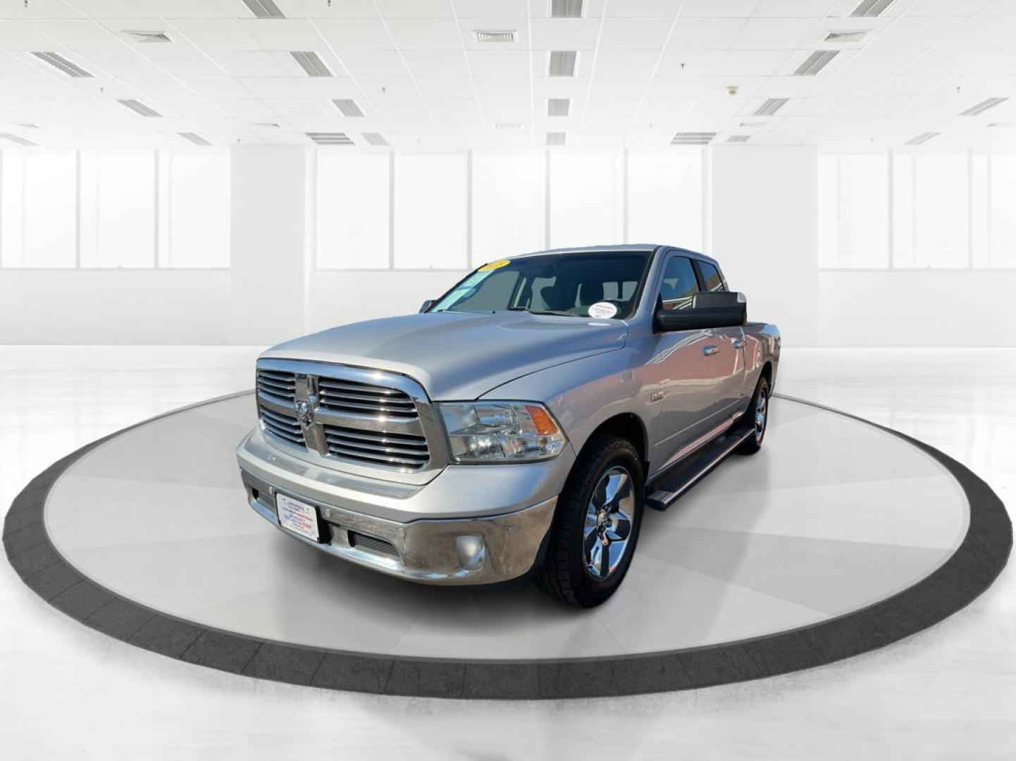 2018 Ram 1500 Big Horn Quad Cab 4x4 6'4 Box (1C6RR7GT2JS) with an EcoDiesel 3L V-6 diesel direct injection engine, located at 8750 N County Rd 25A, Piqua, OH, 45356, (937) 908-9800, 40.164391, -84.232513 - Photo#7