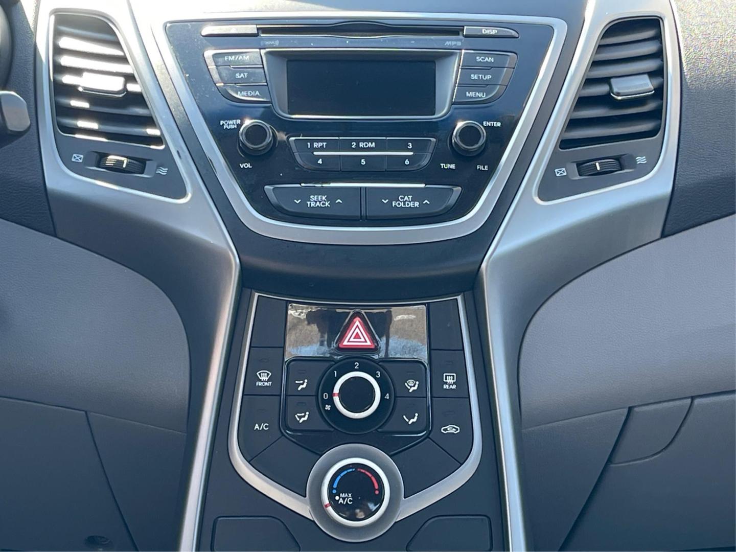 2016 Hyundai Elantra SE (5NPDH4AE7GH) with an Other engine, located at 8750 N County Rd 25A, Piqua, OH, 45356, (937) 908-9800, 40.164391, -84.232513 - Photo#12
