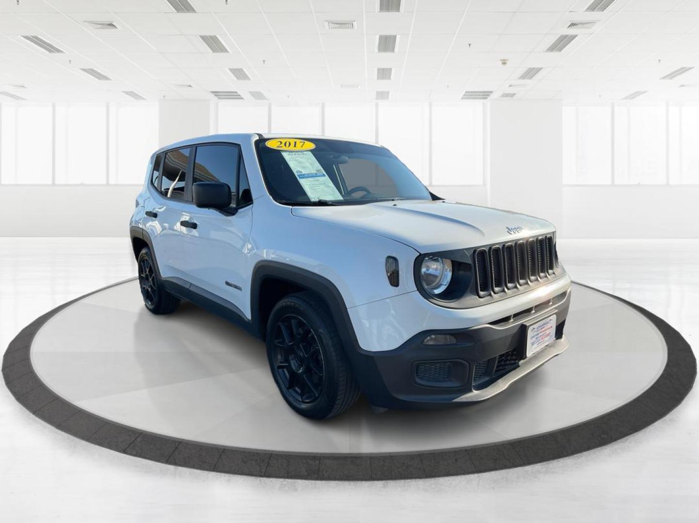 2017 Jeep Renegade Sport 4x4 (ZACCJBAH3HP) with an MultiAir 1.4L I-4 variable valve control engine, Manual transmission, located at 1099 N County Rd 25A, Troy, OH, 45373, (937) 908-9800, 40.057079, -84.212883 - Photo#0