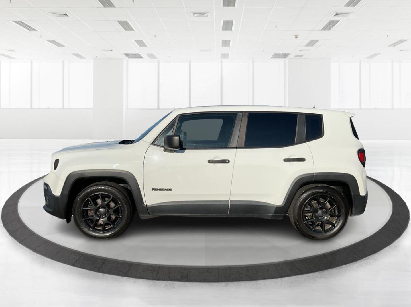 2017 Jeep Renegade Sport 4x4 (ZACCJBAH3HP) with an MultiAir 1.4L I-4 variable valve control engine, Manual transmission, located at 1099 N County Rd 25A, Troy, OH, 45373, (937) 908-9800, 40.057079, -84.212883 - Photo#3