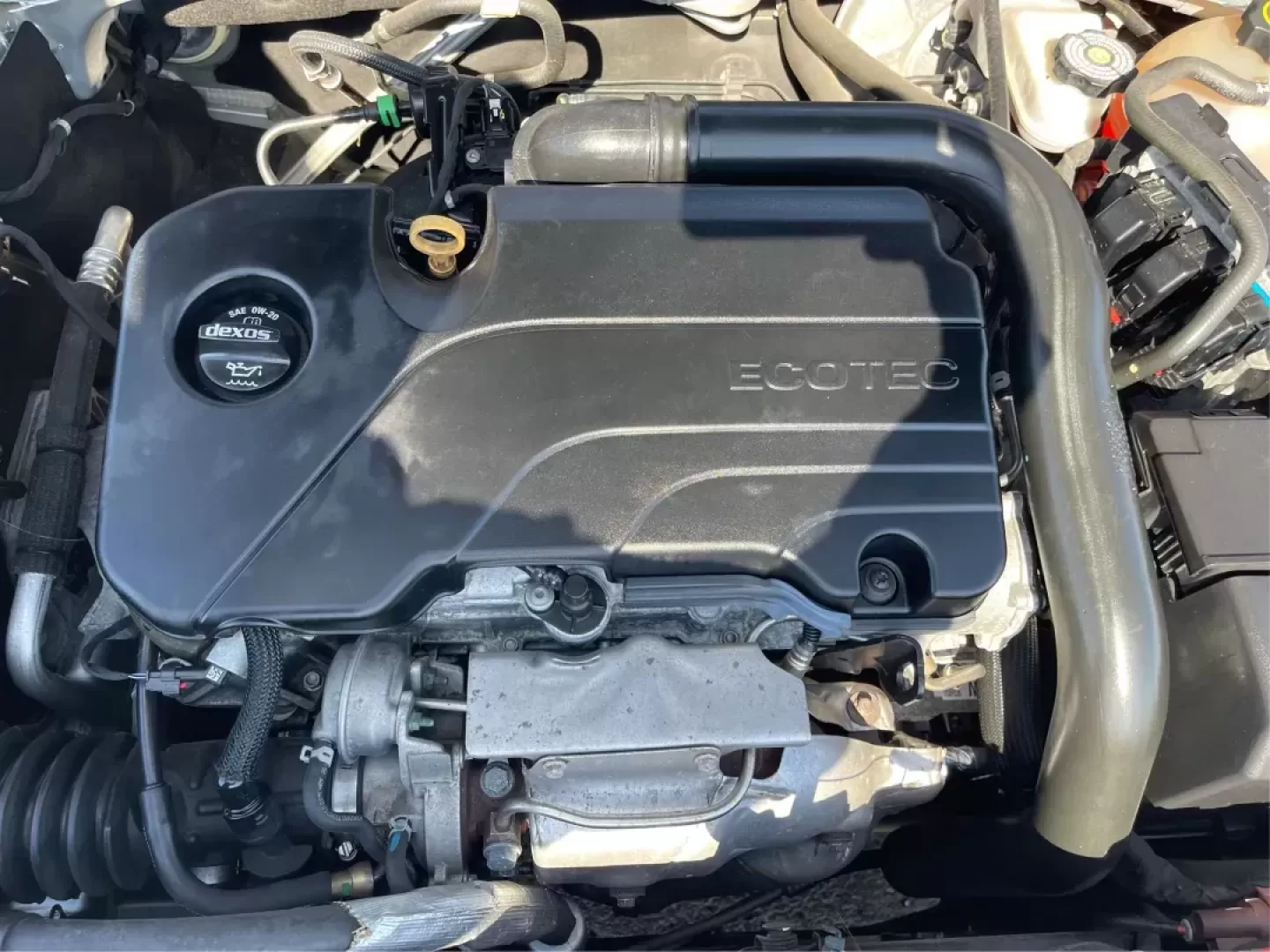 2018 Chevrolet Malibu LT (1G1ZD5ST8JF) with an ECOTEC 1.5L I-4 gasoline direct injection engine, located at 880 E. National Road, Vandalia, OH, 45377, (937) 908-9800, 39.891918, -84.183594 - Photo#10