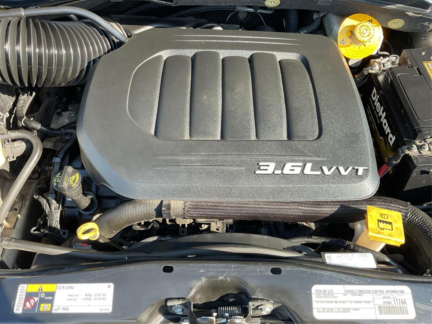 2015 Chrysler Town and Country Touring (2C4RC1BG7FR) with an 3.6L V-6 DOHC engine, located at 8750 N County Rd 25A, Piqua, OH, 45356, (937) 908-9800, 40.164391, -84.232513 - Photo#10