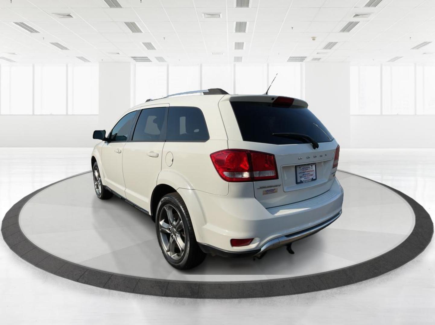 2018 Dodge Journey Crossroad (3C4PDCGG3JT) with an Pentastar 3.6L V-6 DOHC engine, located at 1951 S Dayton Lakeview Rd., New Carlisle, OH, 45344, (937) 908-9800, 39.890999, -84.050255 - Photo#4