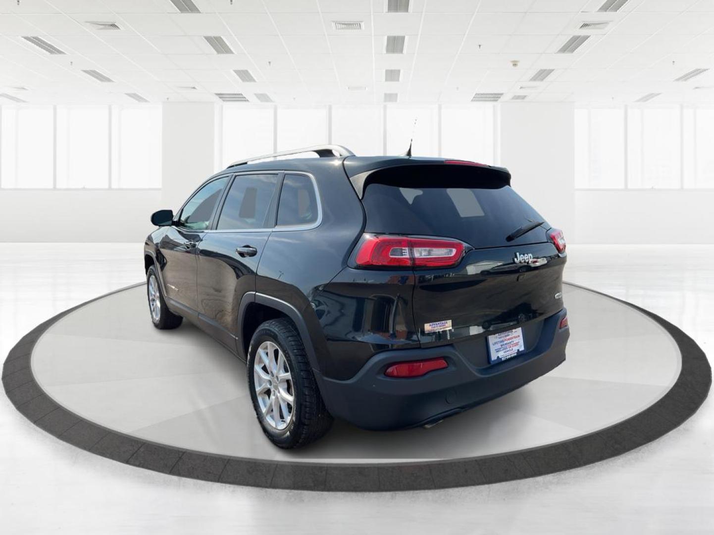 2016 Jeep Cherokee North (1C4PJLCB9GW) with an Other engine, located at 1099 N County Rd 25A, Troy, OH, 45373, (937) 908-9800, 40.057079, -84.212883 - Photo#4