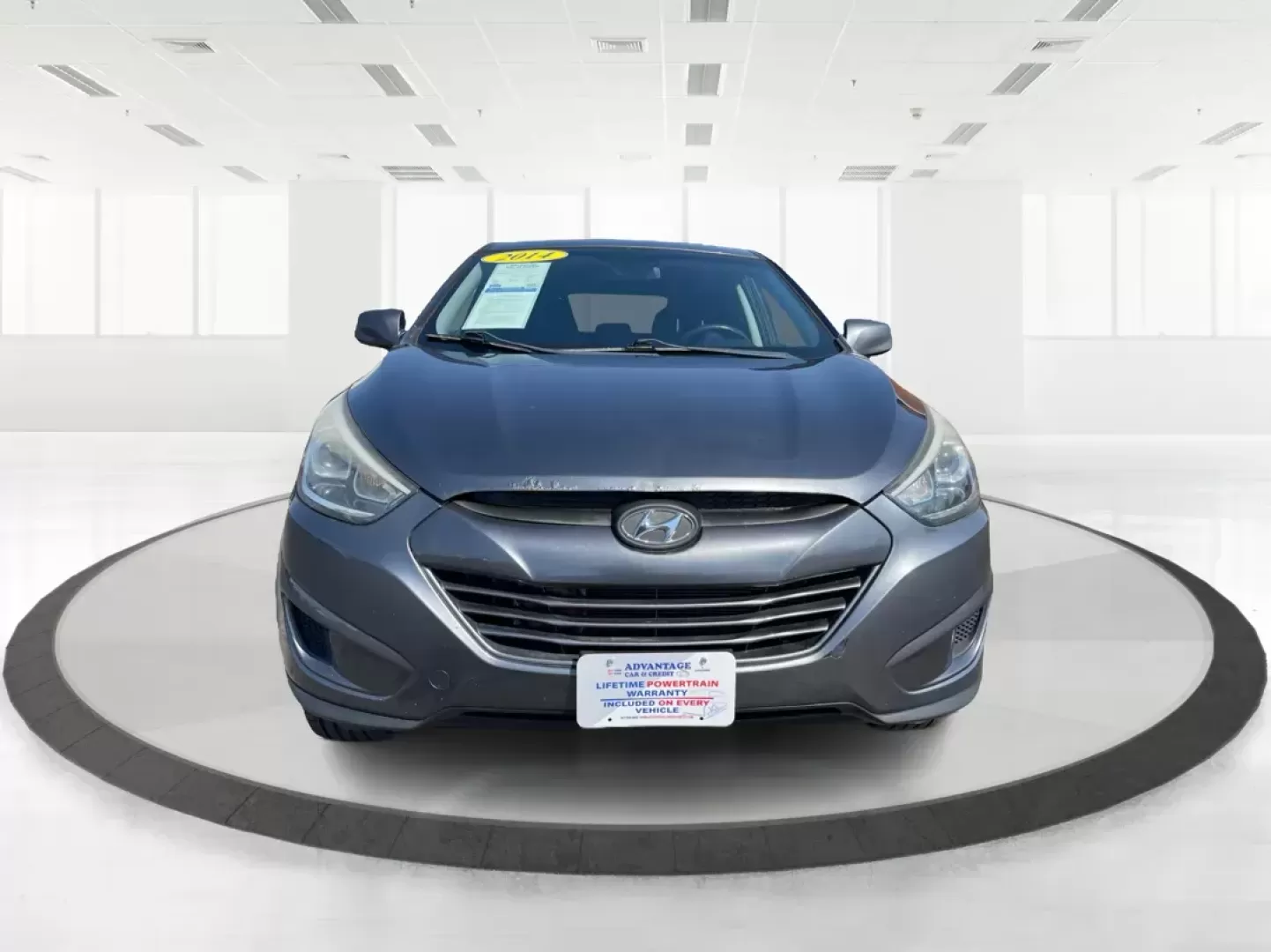2014 Hyundai Tucson GLS (KM8JTCAF5EU) with an Nu 2L I-4 gasoline direct injection engine, located at 1230 East Main St, Xenia, OH, 45385, (937) 908-9800, 39.688026, -83.910172 - 2014 Hyundai Tucson GLS - Photo#6