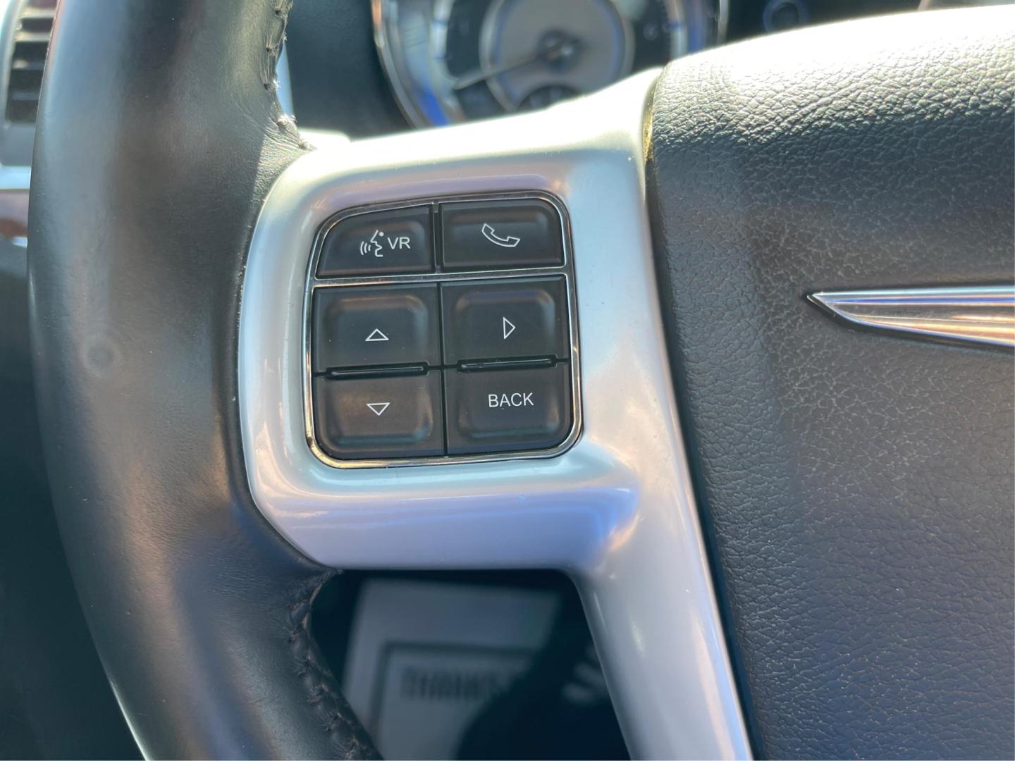 2014 Chrysler 300 RWD (2C3CCAAG8EH) with an Other engine, located at 4508 South Dixie Dr, Moraine, OH, 45439, (937) 908-9800, 39.689976, -84.218452 - Photo#15