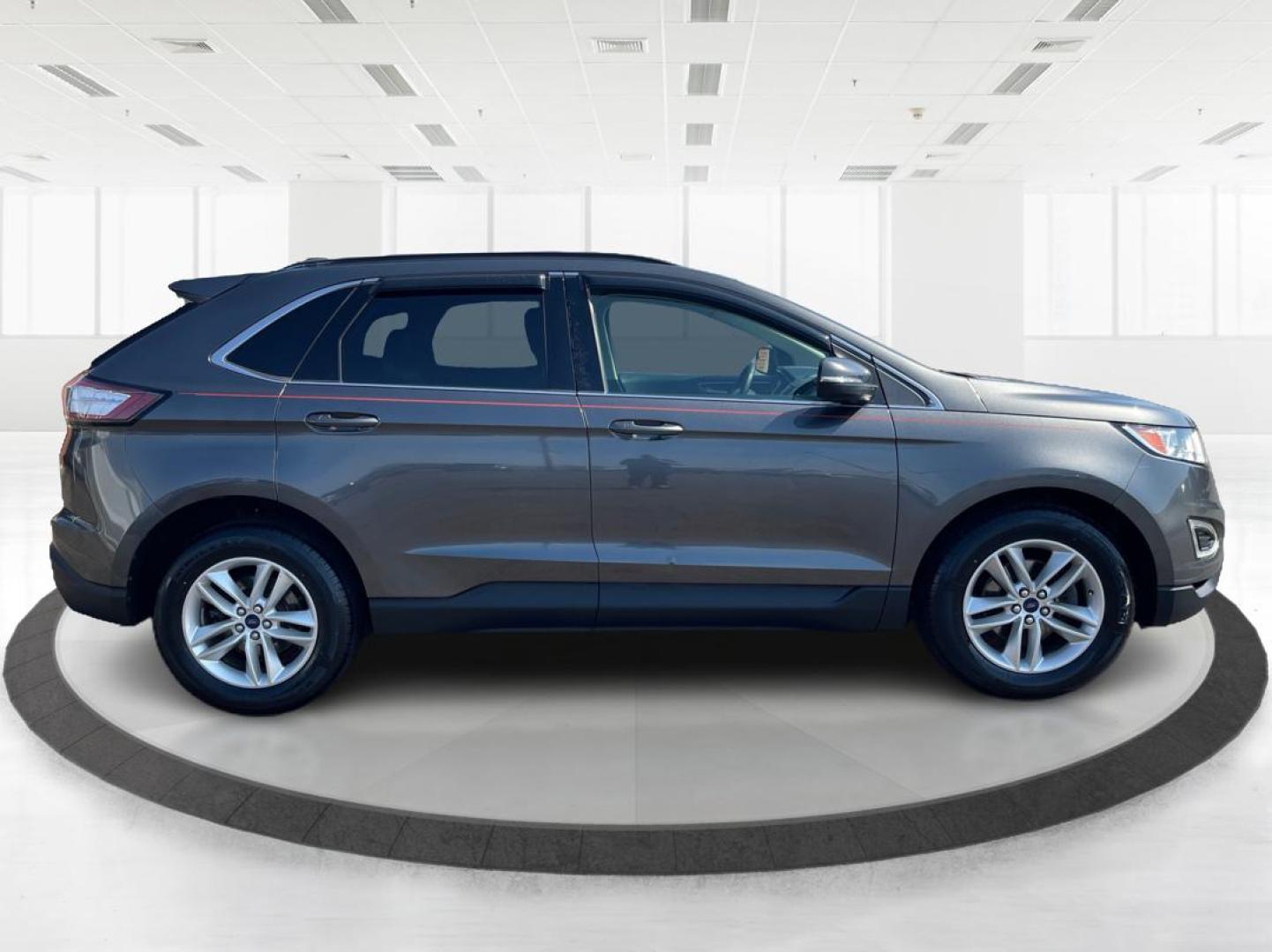 2016 Ford Edge SEL (2FMPK3J91GB) with an 3.5L V-6 DOHC engine, located at 1230 East Main St, Xenia, OH, 45385, (937) 908-9800, 39.688026, -83.910172 - Photo#1