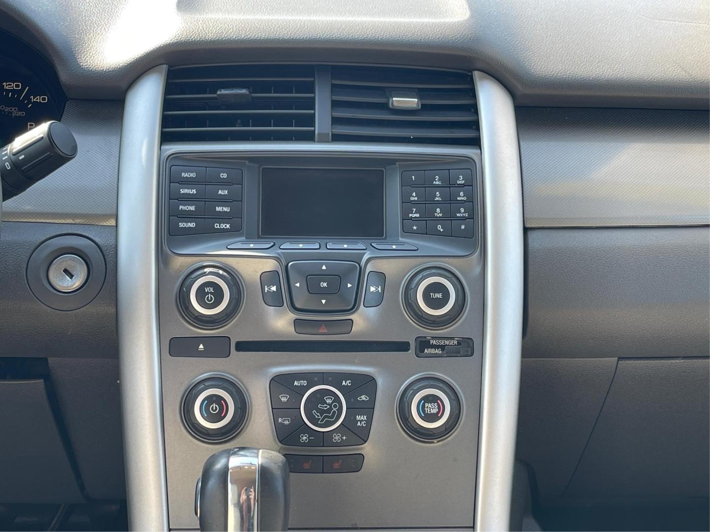 2013 Ford Edge SEL (2FMDK4JC8DB) with an 3.5L V-6 DOHC engine, located at 880 E. National Road, Vandalia, OH, 45377, (937) 908-9800, 39.891918, -84.183594 - Photo#11