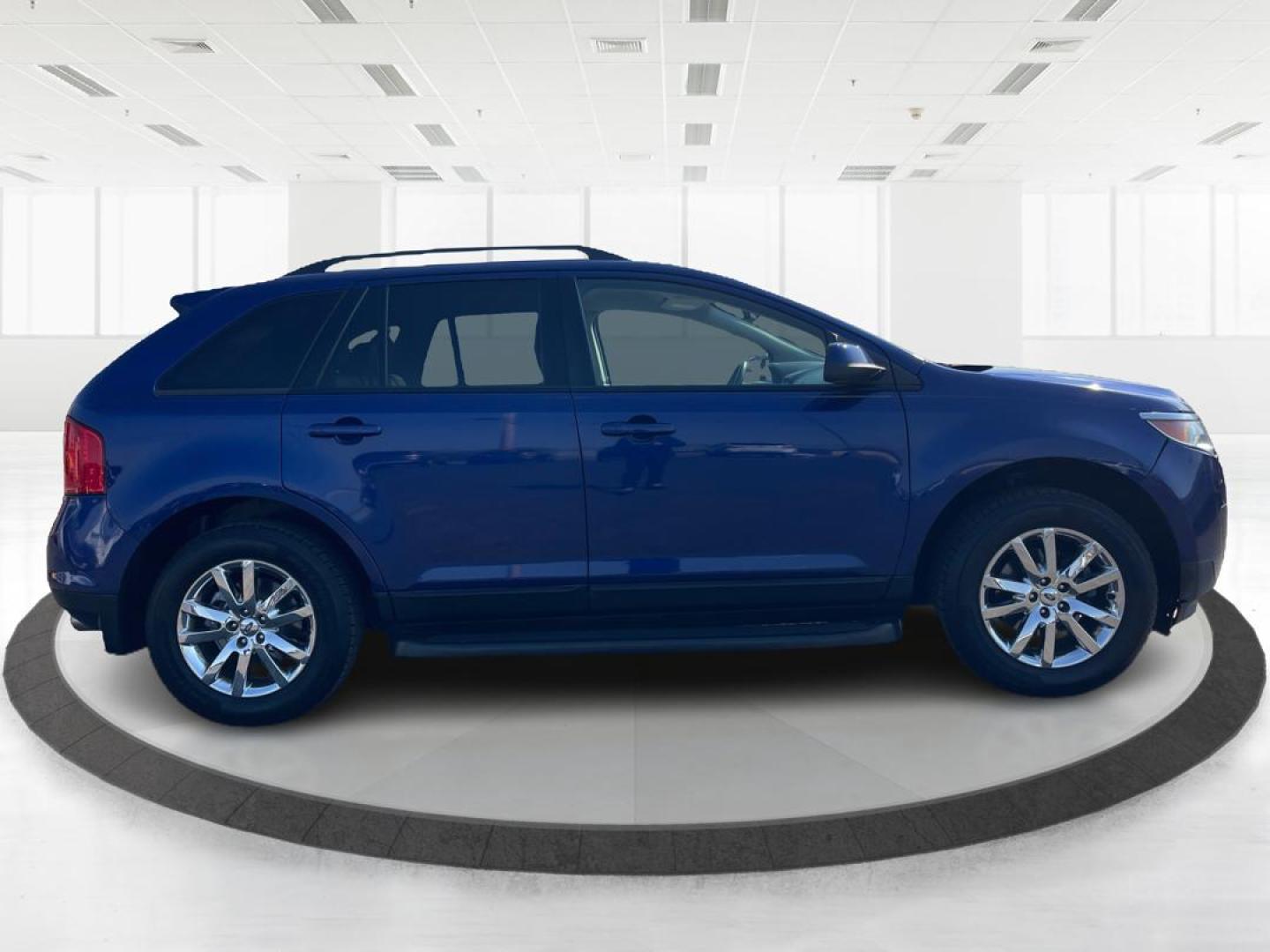 2013 Ford Edge SEL (2FMDK4JC8DB) with an 3.5L V-6 DOHC engine, located at 880 E. National Road, Vandalia, OH, 45377, (937) 908-9800, 39.891918, -84.183594 - Photo#1