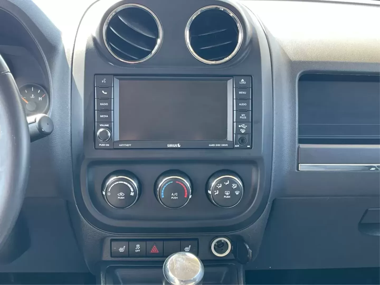 2014 Jeep Patriot Latitude (1C4NJPFB0ED) with an 2.4L I-4 DOHC engine, located at 1099 N County Rd 25A, Troy, OH, 45373, (937) 908-9800, 40.057079, -84.212883 - Photo#13