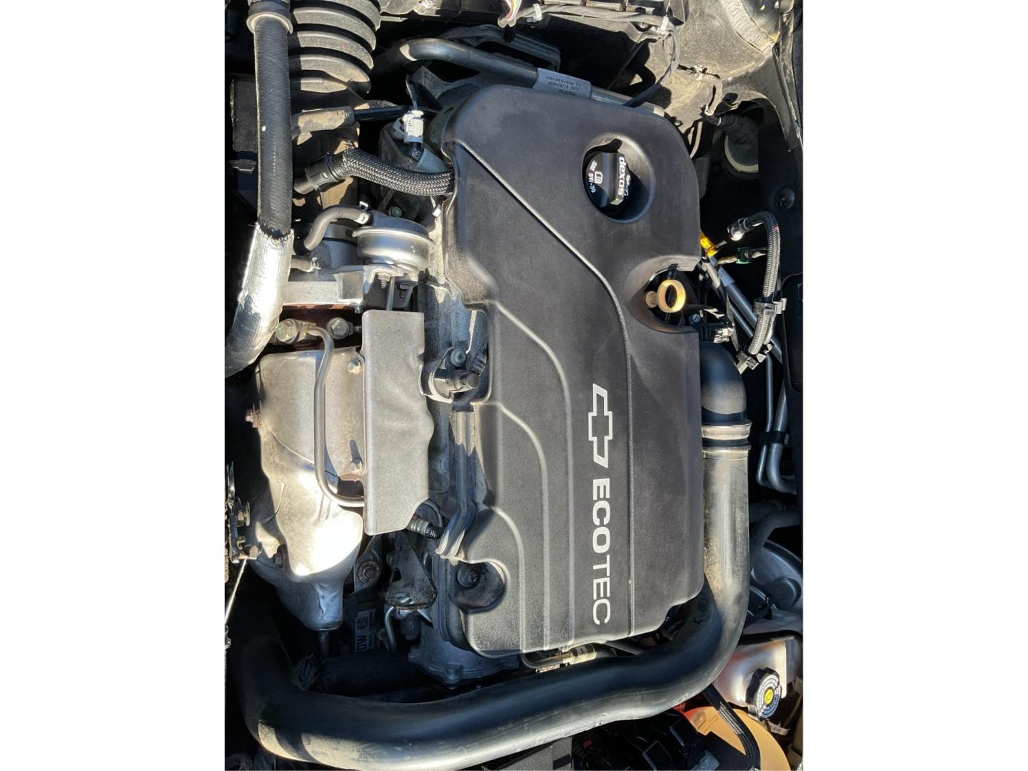 2016 Chevrolet Malibu 1LT (1G1ZE5ST9GF) with an ECOTEC 1.5L I-4 gasoline direct injection engine, located at 401 Woodman Dr, Riverside, OH, 45431, (937) 908-9800, 39.760899, -84.123421 - Photo#10