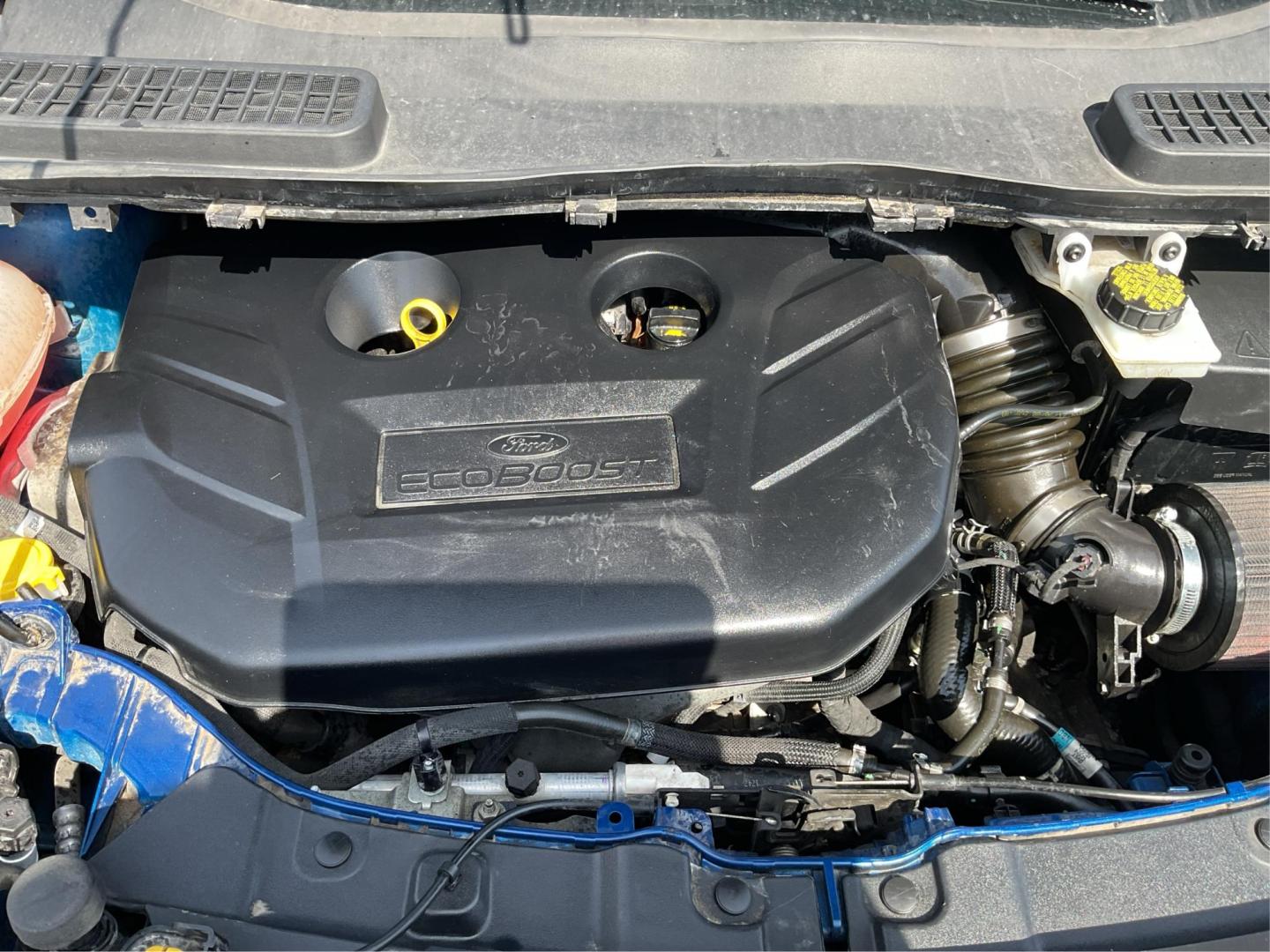 2017 Ford Escape SE (1FMCU0G93HU) with an EcoBoost 1.5L I-4 gasoline direct injection engine, located at 880 E. National Road, Vandalia, OH, 45377, (937) 908-9800, 39.891918, -84.183594 - Photo#9