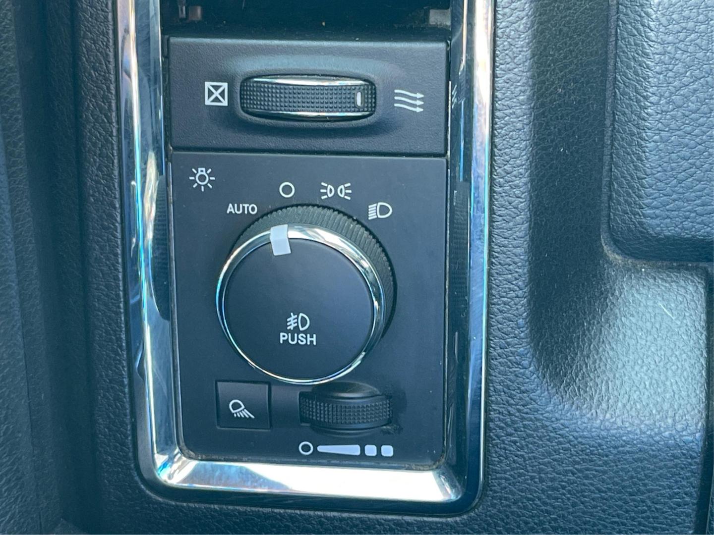 2016 Ram 1500 Laramie (1C6RR7NTXGS) with an Other engine, located at 1951 S Dayton Lakeview Rd., New Carlisle, OH, 45344, (937) 908-9800, 39.890999, -84.050255 - Photo#15