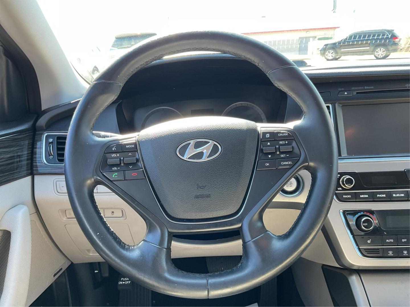 2015 Hyundai Sonata ECO (5NPE24AA3FH) with an 1.6L I-4 gasoline direct injection engine, located at 4508 South Dixie Dr, Moraine, OH, 45439, (937) 908-9800, 39.689976, -84.218452 - Photo#14