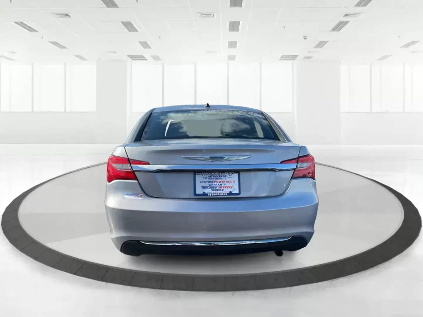2014 Chrysler 200 LX (1C3CCBAB2EN) with an Other engine, located at 1230 East Main St, Xenia, OH, 45385, (937) 908-9800, 39.688026, -83.910172 - 2014 Chrysler 200 LX - Photo#3