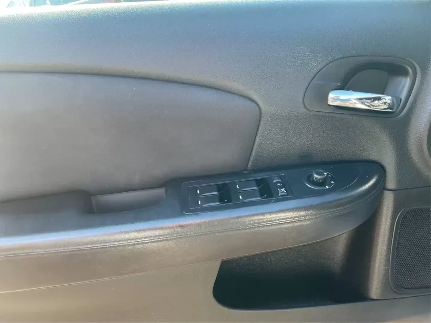2014 Chrysler 200 LX (1C3CCBAB2EN) with an Other engine, located at 1230 East Main St, Xenia, OH, 45385, (937) 908-9800, 39.688026, -83.910172 - 2014 Chrysler 200 LX - Photo#16
