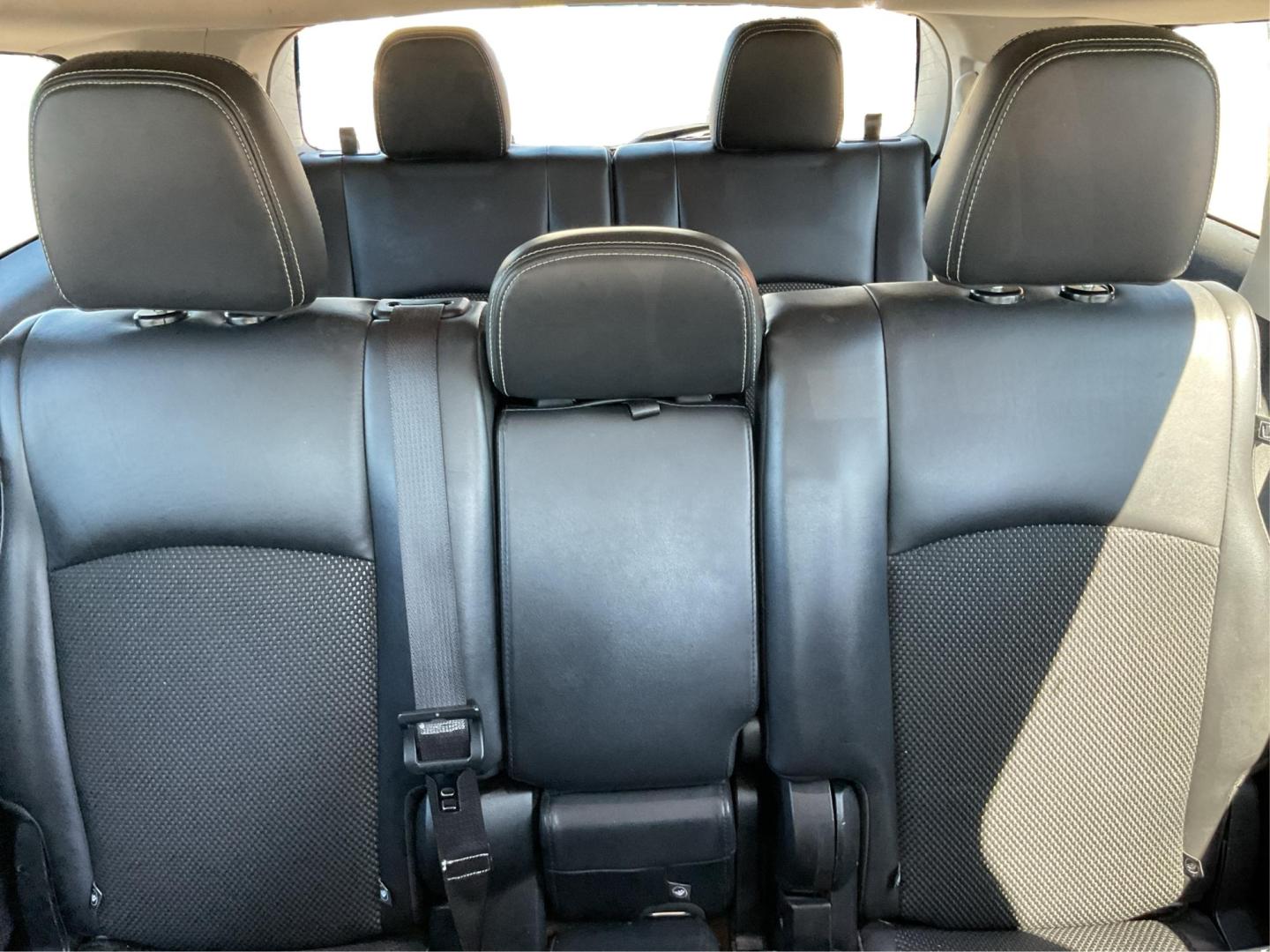 2015 Dodge Journey Crossroad (3C4PDDGG9FT) with an 3.6L V-6 DOHC engine, located at 8750 N County Rd 25A, Piqua, OH, 45356, (937) 908-9800, 40.164391, -84.232513 - 2015 Dodge Journey Crossroad - Photo#13