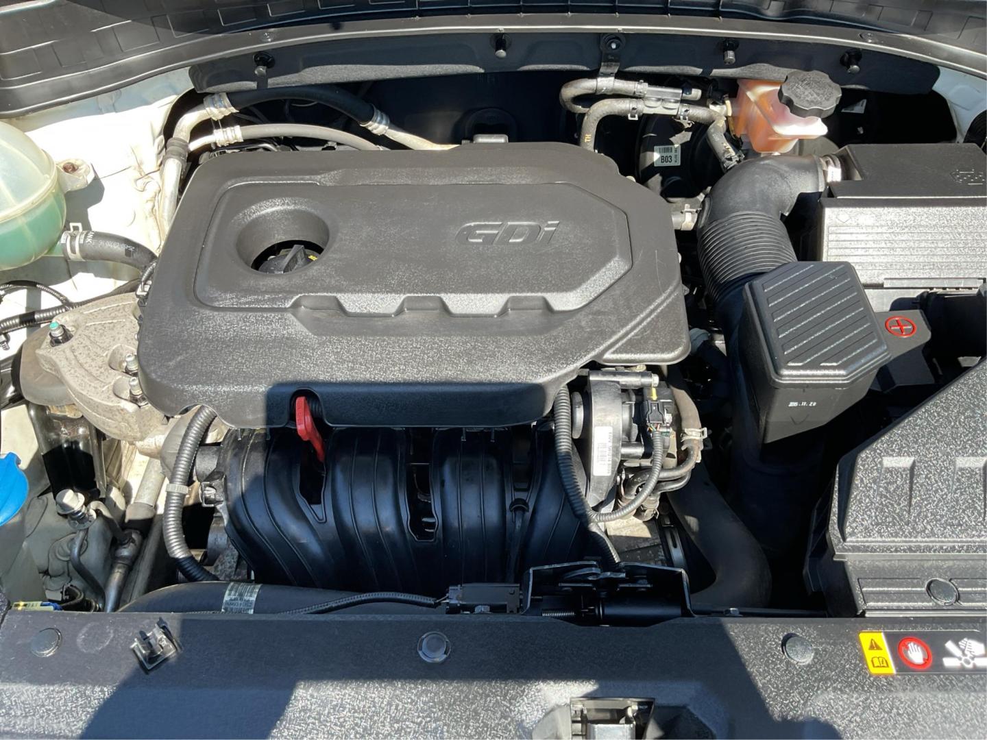 2017 Kia Sportage EX (KNDPNCAC0H7) with an Theta II 2.4L I-4 gasoline direct injection engine, located at 1184 Kauffman Ave, Fairborn, OH, 45324, (937) 908-9800, 39.807072, -84.030914 - Photo#9