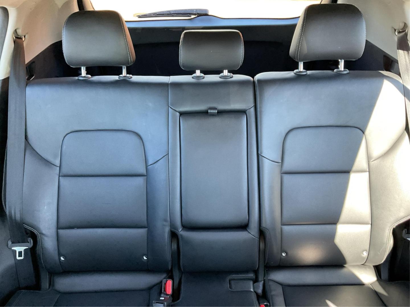 2017 Kia Sportage EX (KNDPNCAC0H7) with an Theta II 2.4L I-4 gasoline direct injection engine, located at 1184 Kauffman Ave, Fairborn, OH, 45324, (937) 908-9800, 39.807072, -84.030914 - Photo#12
