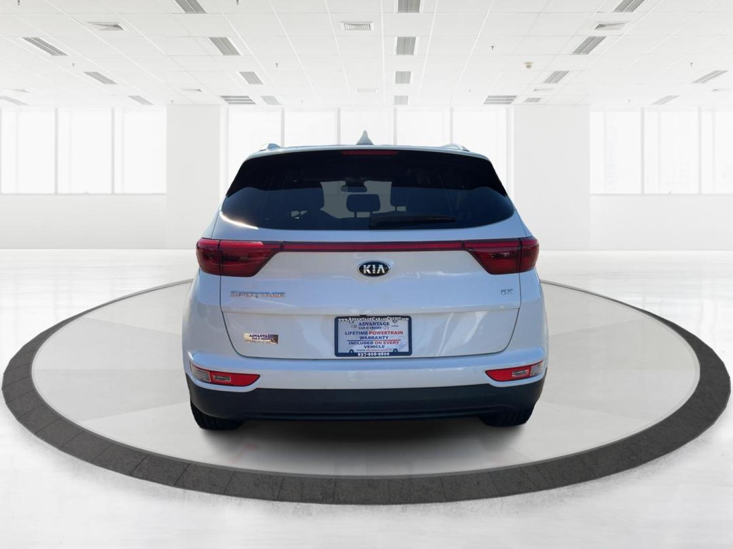 2017 Kia Sportage EX (KNDPNCAC0H7) with an Theta II 2.4L I-4 gasoline direct injection engine, located at 1184 Kauffman Ave, Fairborn, OH, 45324, (937) 908-9800, 39.807072, -84.030914 - Photo#2