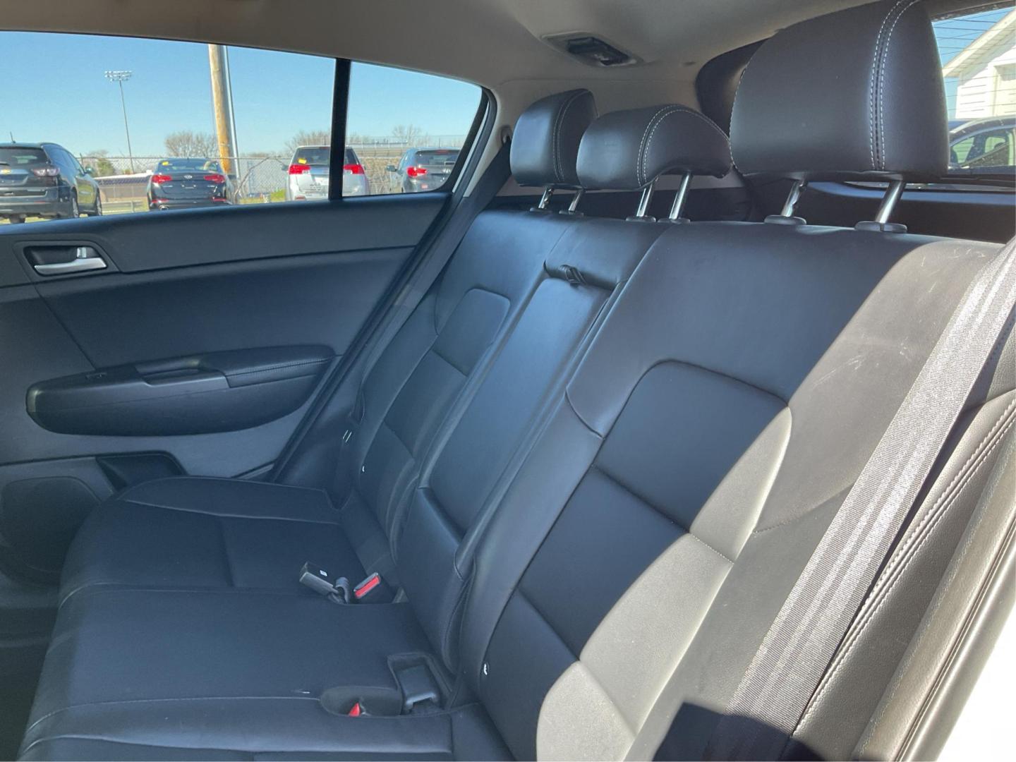2017 Kia Sportage EX (KNDPNCAC0H7) with an Theta II 2.4L I-4 gasoline direct injection engine, located at 1184 Kauffman Ave, Fairborn, OH, 45324, (937) 908-9800, 39.807072, -84.030914 - Photo#8
