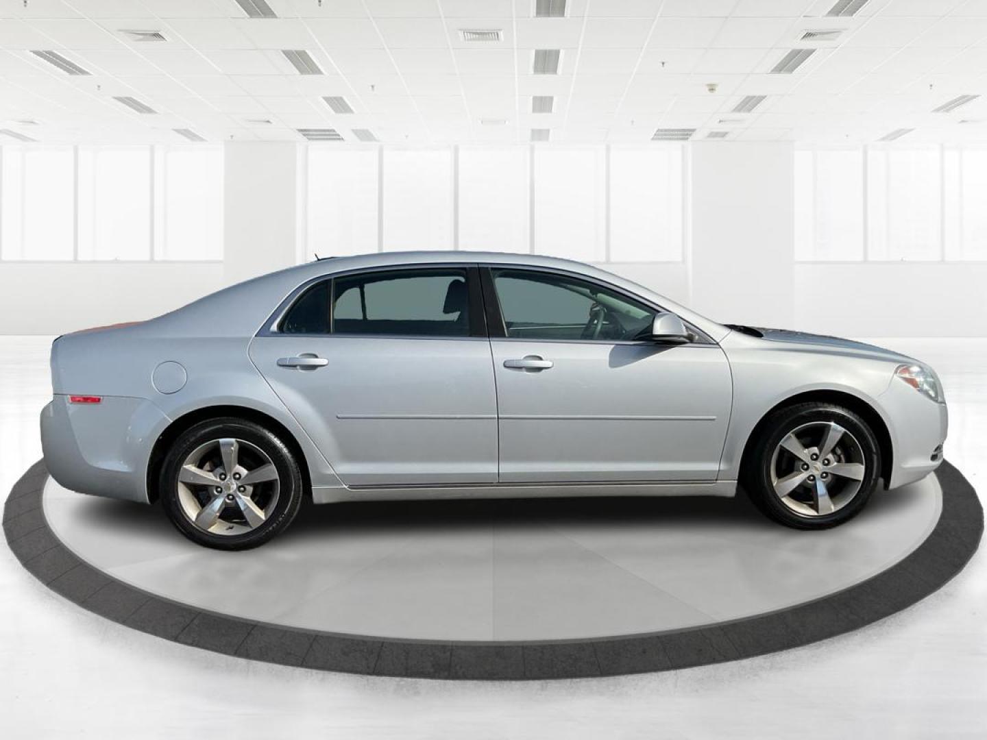 2011 Chevrolet Malibu 1LT (1G1ZC5E1XBF) with an Ecotec 2.4L I-4 DOHC engine, located at 1230 East Main St, Xenia, OH, 45385, (937) 908-9800, 39.688026, -83.910172 - Photo#1