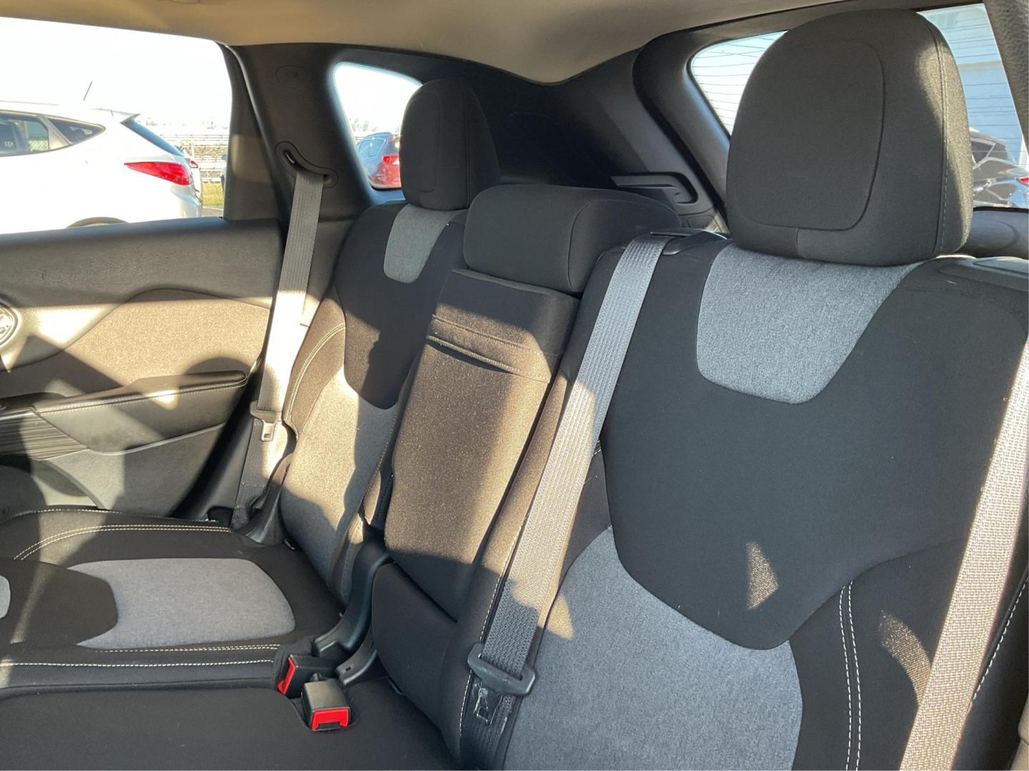 2014 Jeep Cherokee Sport (1C4PJLAB6EW) with an MultiAir2 Tigershark 2.4L I-4 variable valve contr engine, located at 880 E. National Road, Vandalia, OH, 45377, (937) 908-9800, 39.891918, -84.183594 - Photo#9