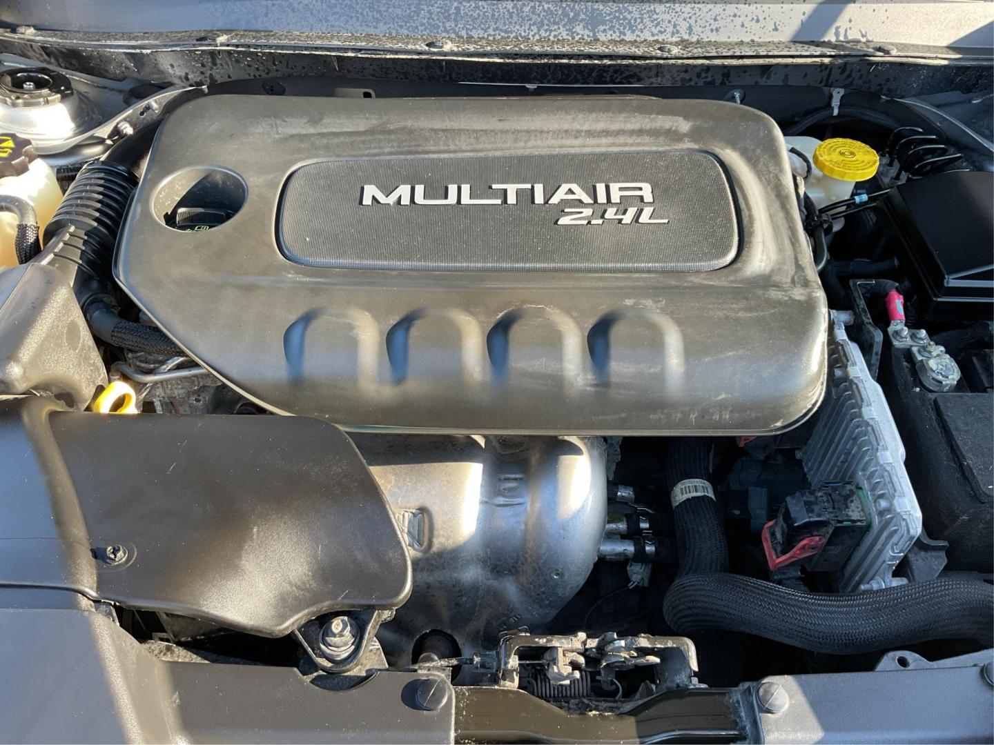2014 Jeep Cherokee Sport (1C4PJLAB6EW) with an MultiAir2 Tigershark 2.4L I-4 variable valve contr engine, located at 880 E. National Road, Vandalia, OH, 45377, (937) 908-9800, 39.891918, -84.183594 - Photo#10
