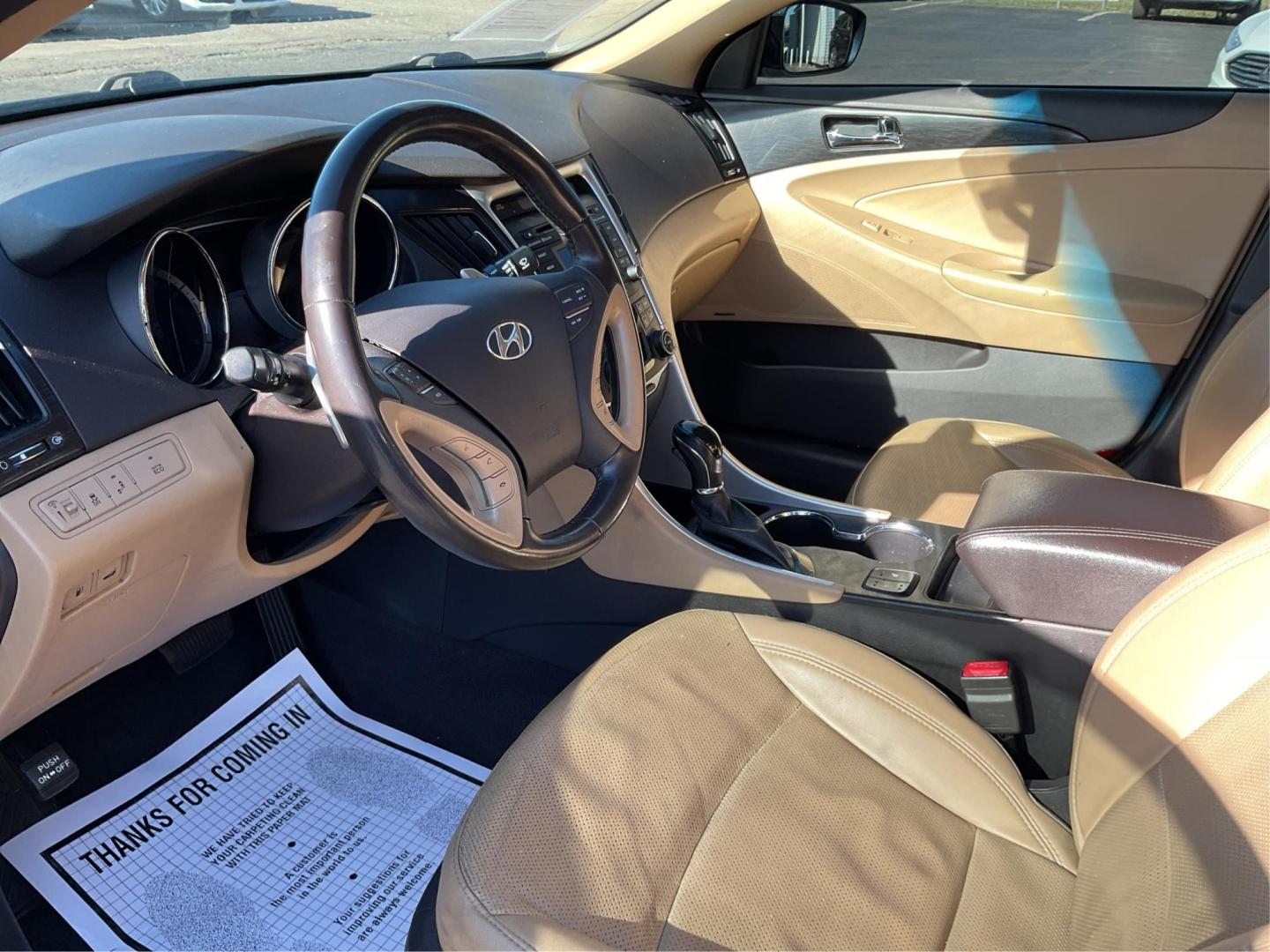2014 Hyundai Sonata Limited 2.0T (5NPEC4AB6EH) with an 2L I-4 gasoline direct injection engine, located at 8750 N County Rd 25A, Piqua, OH, 45356, (937) 908-9800, 40.164391, -84.232513 - 2014 Hyundai Sonata Limited 2.0T - Photo#8
