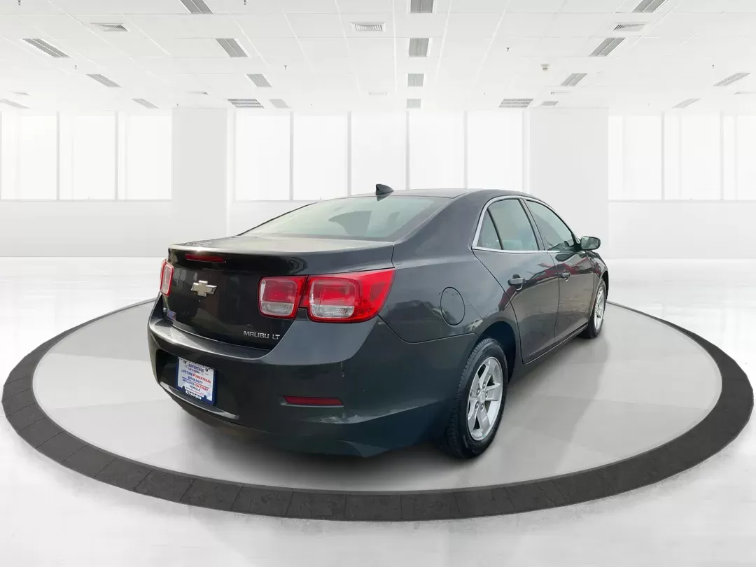 2015 Chevrolet Malibu 1LT (1G11C5SL4FF) with an ECOTEC 2.5L I-4 gasoline direct injection engine, located at 4508 South Dixie Dr, Moraine, OH, 45439, (937) 908-9800, 39.689976, -84.218452 - 2015 Chevrolet Malibu 1LT - Photo#2