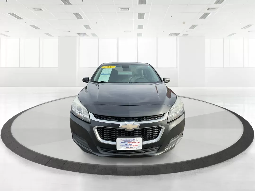 2015 Chevrolet Malibu 1LT (1G11C5SL4FF) with an ECOTEC 2.5L I-4 gasoline direct injection engine, located at 4508 South Dixie Dr, Moraine, OH, 45439, (937) 908-9800, 39.689976, -84.218452 - 2015 Chevrolet Malibu 1LT - Photo#6