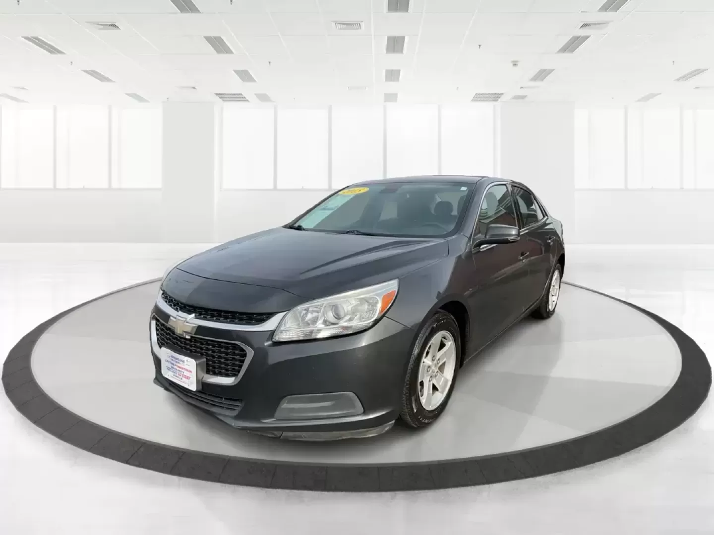2015 Chevrolet Malibu 1LT (1G11C5SL4FF) with an ECOTEC 2.5L I-4 gasoline direct injection engine, located at 4508 South Dixie Dr, Moraine, OH, 45439, (937) 908-9800, 39.689976, -84.218452 - Photo#7