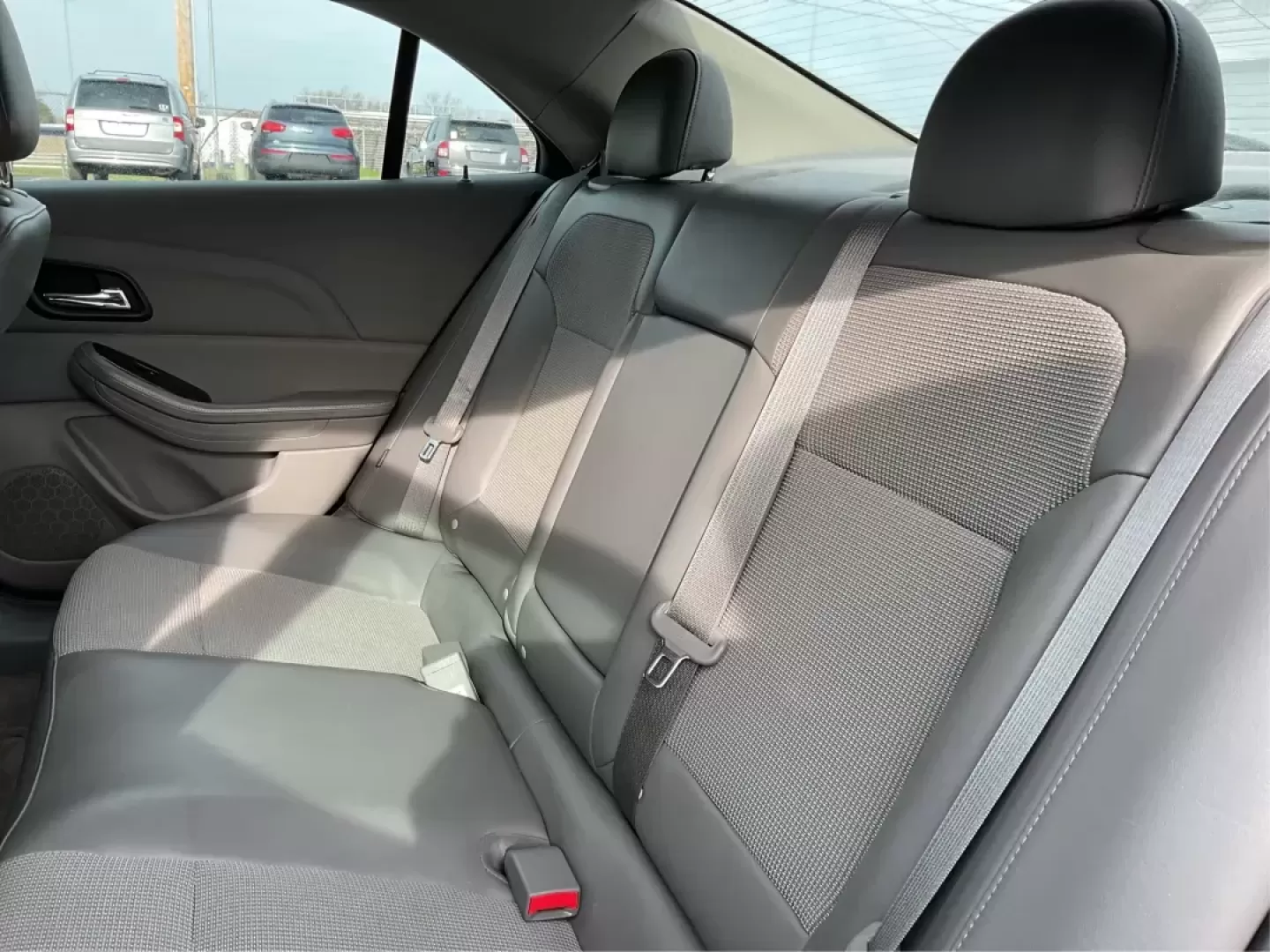 2015 Chevrolet Malibu 1LT (1G11C5SL4FF) with an ECOTEC 2.5L I-4 gasoline direct injection engine, located at 4508 South Dixie Dr, Moraine, OH, 45439, (937) 908-9800, 39.689976, -84.218452 - Photo#9