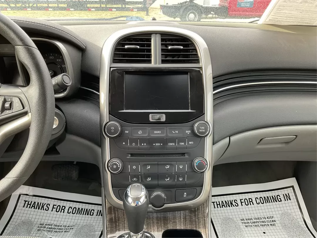 2015 Chevrolet Malibu 1LT (1G11C5SL4FF) with an ECOTEC 2.5L I-4 gasoline direct injection engine, located at 4508 South Dixie Dr, Moraine, OH, 45439, (937) 908-9800, 39.689976, -84.218452 - 2015 Chevrolet Malibu 1LT - Photo#12