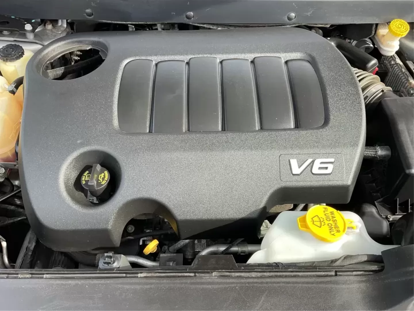 2017 Dodge Journey SXT AWD (3C4PDDBG9HT) with an Pentastar 3.6L V-6 DOHC engine, located at 880 E. National Road, Vandalia, OH, 45377, (937) 908-9800, 39.891918, -84.183594 - Photo#10