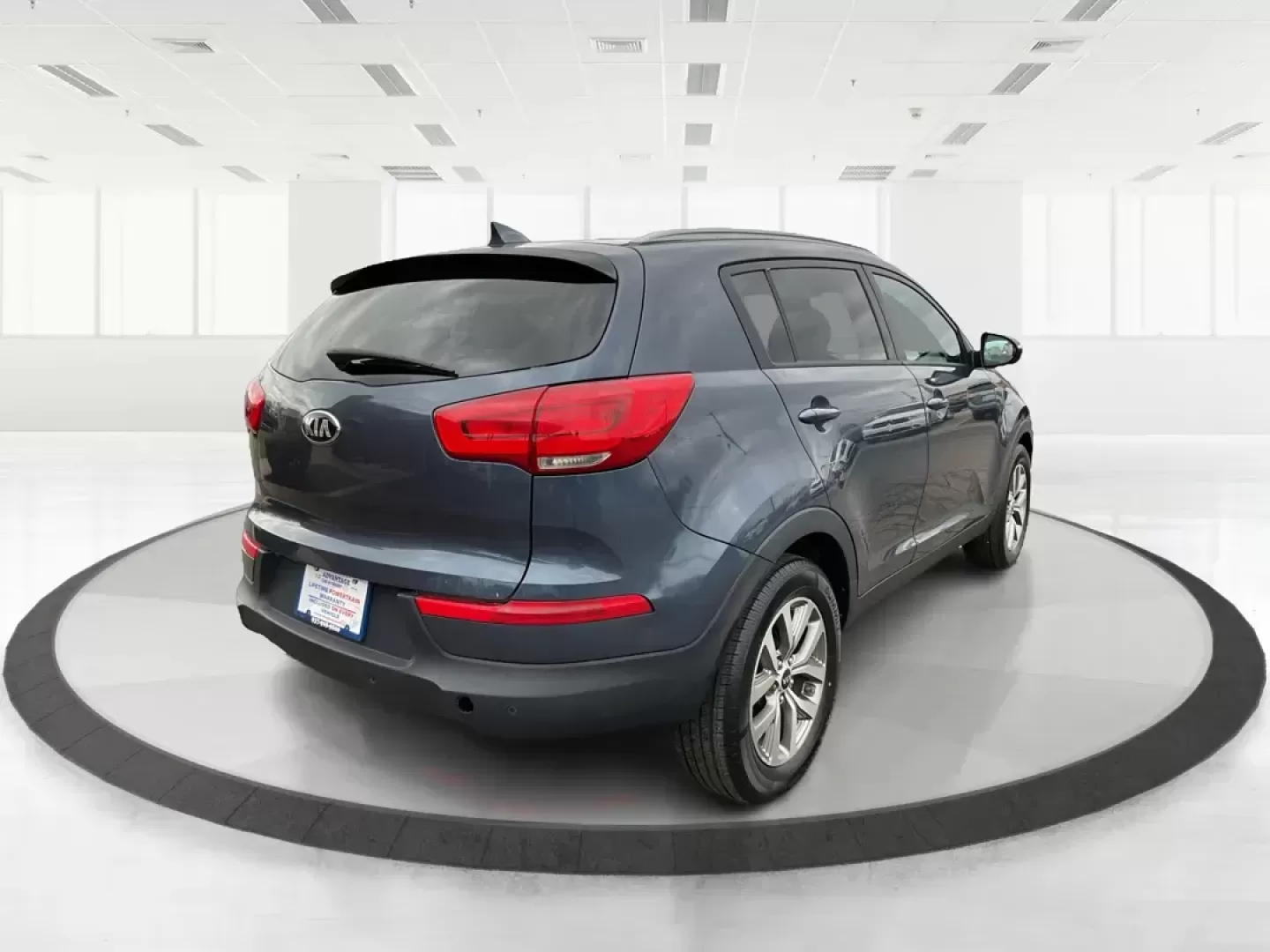 2014 Kia Sportage LX (KNDPBCAC3E7) with an 2.4L I-4 gasoline direct injection engine, located at 880 E. National Road, Vandalia, OH, 45377, (937) 908-9800, 39.891918, -84.183594 - Photo#2