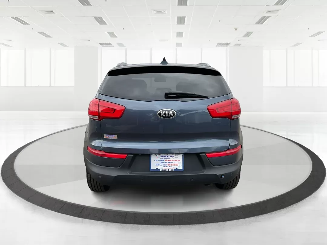 2014 Kia Sportage LX (KNDPBCAC3E7) with an 2.4L I-4 gasoline direct injection engine, located at 880 E. National Road, Vandalia, OH, 45377, (937) 908-9800, 39.891918, -84.183594 - Photo#3