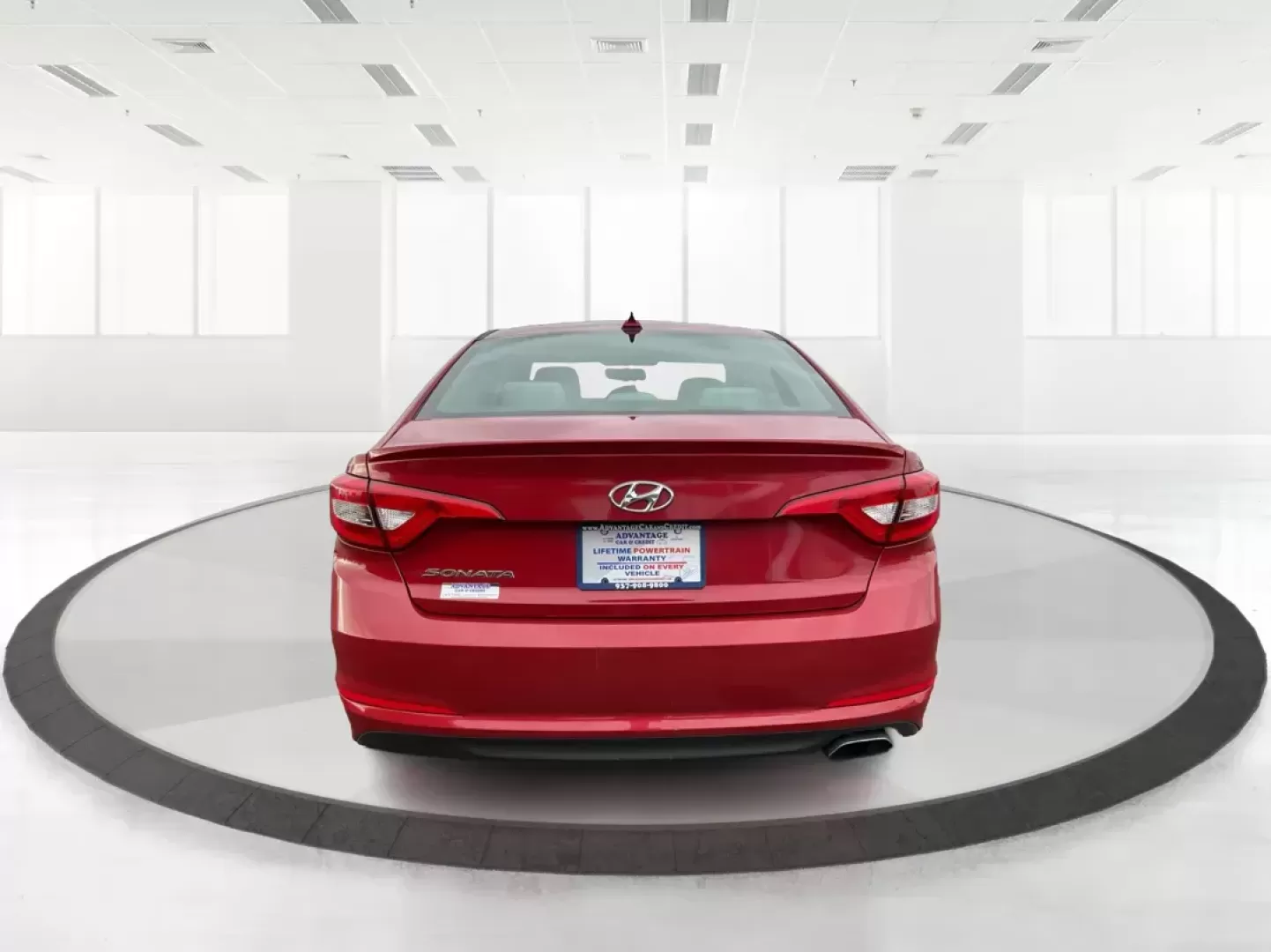 2017 Hyundai Sonata Base/SE (5NPE24AF8HH) with an Other engine, located at 1184 Kauffman Ave, Fairborn, OH, 45324, (937) 908-9800, 39.807072, -84.030914 - Photo#3