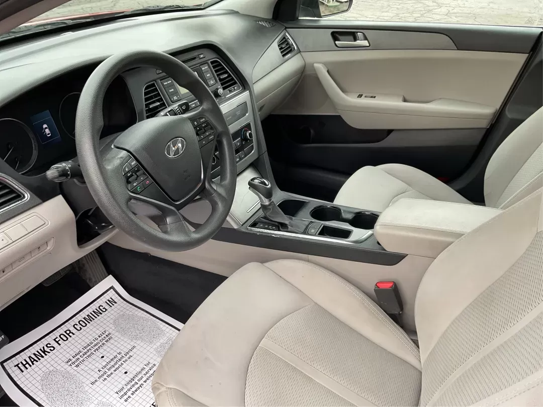 2017 Hyundai Sonata Base/SE (5NPE24AF8HH) with an Other engine, located at 1184 Kauffman Ave, Fairborn, OH, 45324, (937) 908-9800, 39.807072, -84.030914 - Photo#9