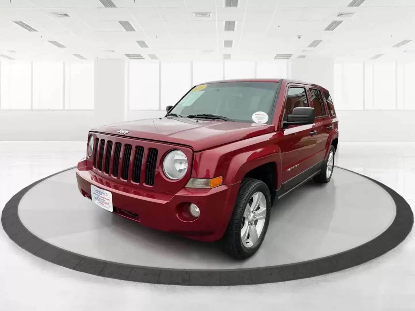 2016 Jeep Patriot Sport 2WD (1C4NJPBA4GD) with an 2.0L L4 DOHC 16V engine, located at 401 Woodman Dr, Riverside, OH, 45431, (937) 908-9800, 39.760899, -84.123421 - Photo#7